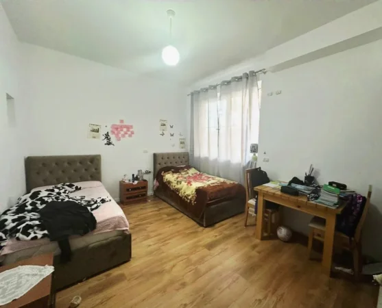 Sarande, shitet apartament 2+1+Aneks+Ballkon Kati 1, 75 m² 93.000 € (Rruga e 5)