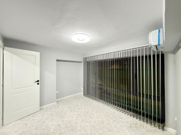 Tirane, jepet me qera ambjent biznesi Kati 1, 58 m² 800 € (Sheshi Skenderbej)