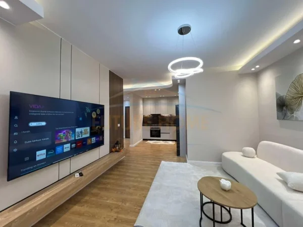 Tirane, shitet apartament 2+1+Ballkon Kati 1, 92 m² 173.000 € 