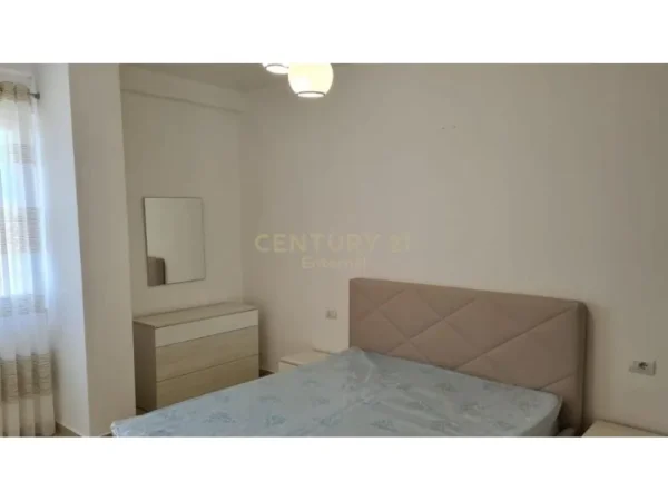 Tirane, shes apartament 1+1 Kati 5, 69 m² 110.000 € (Yzberisht)