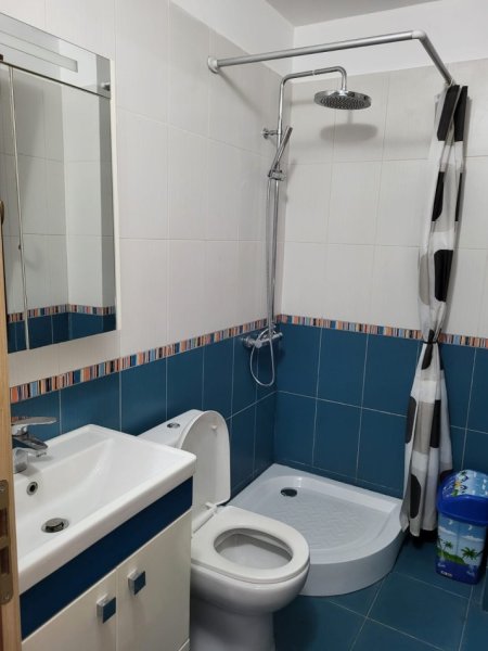 Tirane, jepet me qera apartament 2+1 , 100 m² 650 € (Kopshti Botanik)