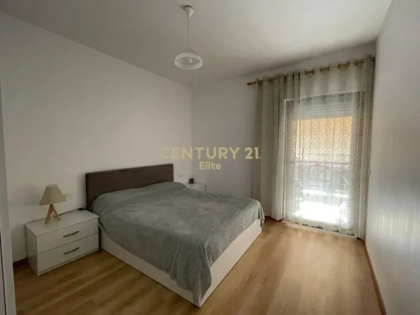 Tirane, jepet me qera apartament 1+1 Kati 1, 70 m² 700 € (Delijorgji)