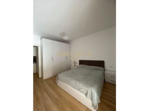Tirane, jepet me qera apartament 1+1 Kati 1, 70 m² 700 € (Delijorgji)