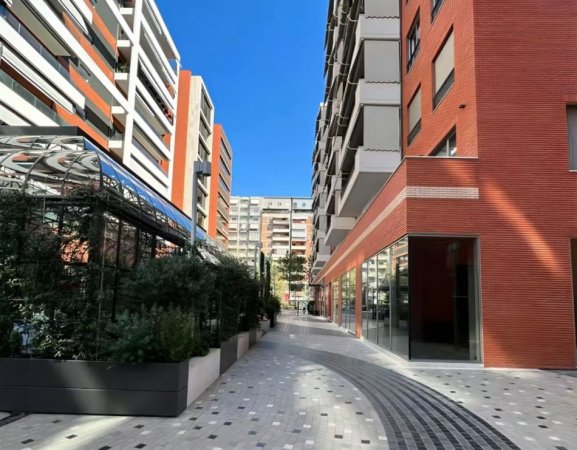 Tirane, jepet me qera ambjent biznesi Kati 0, 140 m² 3.000 € (Kompleksi Delijorgji)