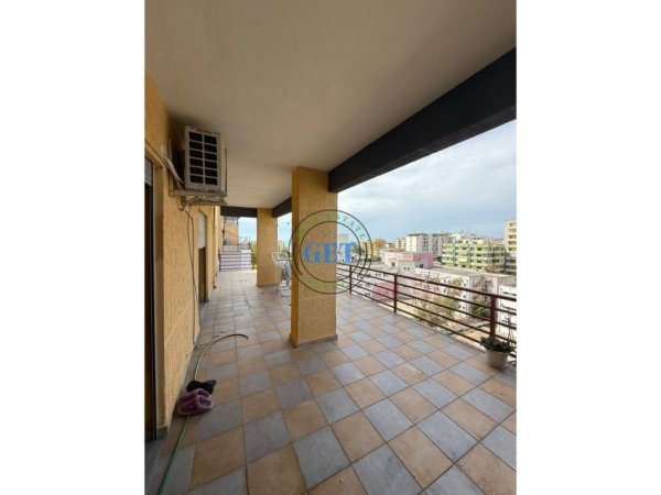 Durres, shitet apartament 2+1+Aneks+Ballkon Kati 2, 1.502 m² 165.000 € 