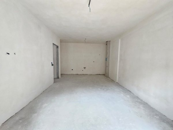 Durres, shitet apartament 1+1+Aneks+Ballkon Kati 2, 75 m² 105.000 € 