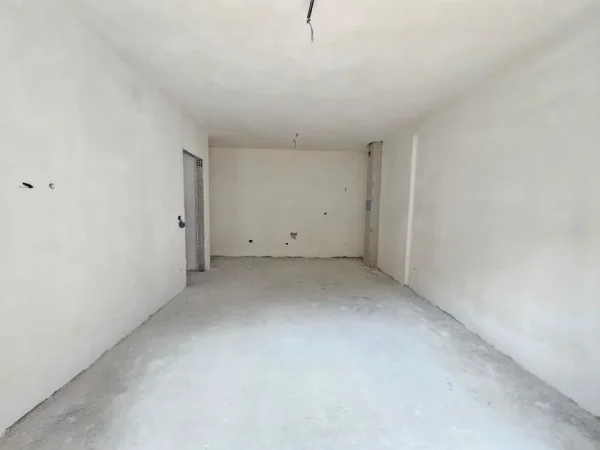 Durres, shitet apartament 1+1+Aneks+Ballkon Kati 2, 75 m² 105.000 € 