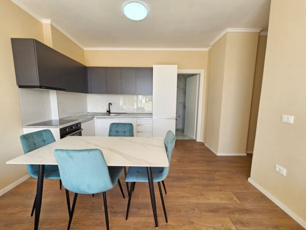 Durres, shitet apartament 2+1+Aneks+Ballkon Kati 10, 85 m² 128.000 € 