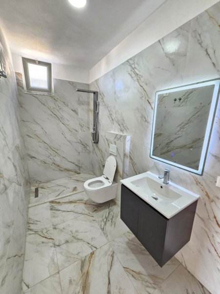 Durres, shitet apartament 2+1+Aneks+Ballkon Kati 10, 85 m² 128.000 € 