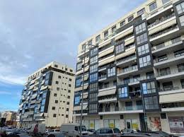 Tirane, jepet me qera apartament 2+1 Kati 2, 82 m² 700 € (Ish Parku i Autobuzeve)