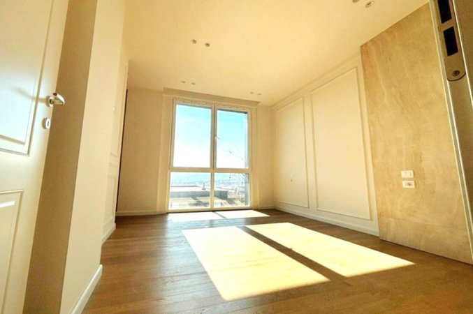 Tirane, shitet apartament 3+1 , 155 m² 365.000 € (TEG)