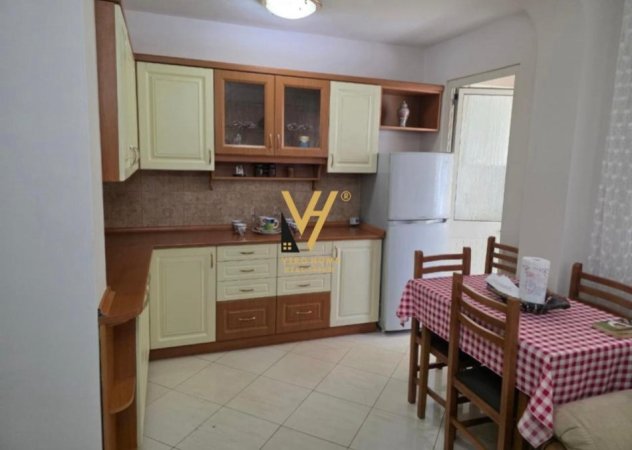 Tirane, jepet me qera apartament 2+1 Kati 4, 75 m² 500 € (SIRI KODRA)