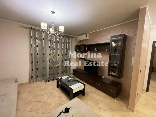 Tirane, jepet me qera apartament 2+1 Kati 6, 160 m² 700 € (Xhamlliku)