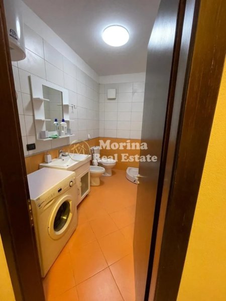 Tirane, jepet me qera apartament 2+1 Kati 6, 160 m² 700 € (Xhamlliku)