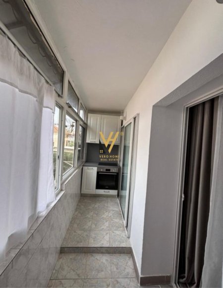 Tirane, jepet me qera apartament 2+1 Kati 3, 80 m² 800 € (TREGU ELEKTRIK)