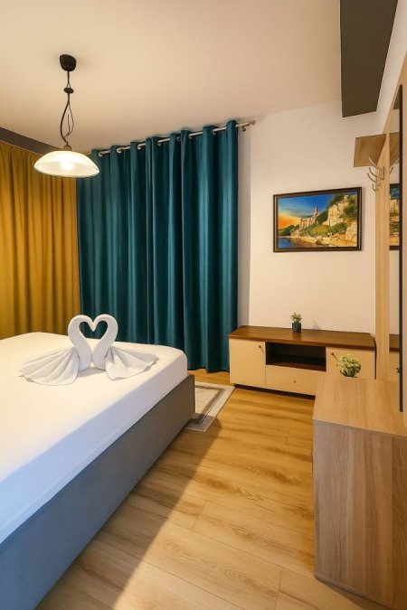 Tirane, jepet me qera apartament 1+1+Ballkon Kati 2, 70 m² 750 € (RRUGA E DURRESIT KAFE FLORA)