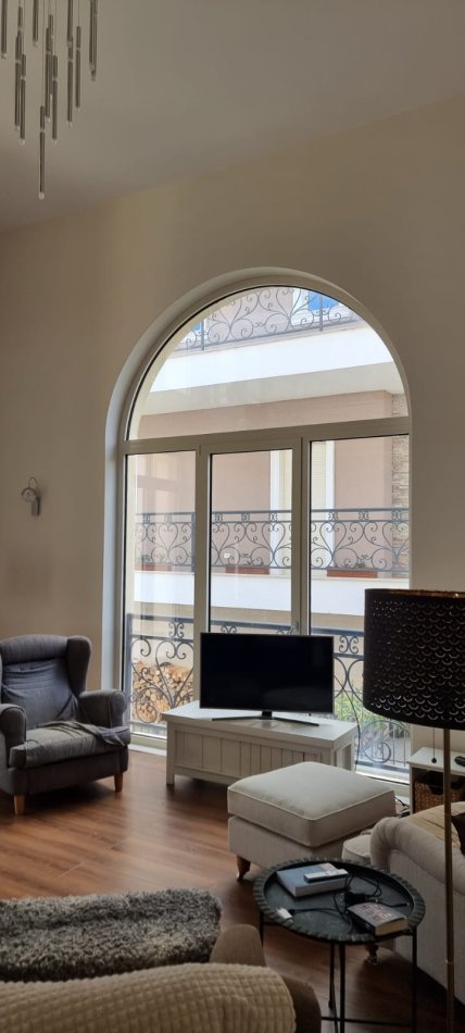 Tirane, shitet Vile ne Mjull Bathore  , 499 m²