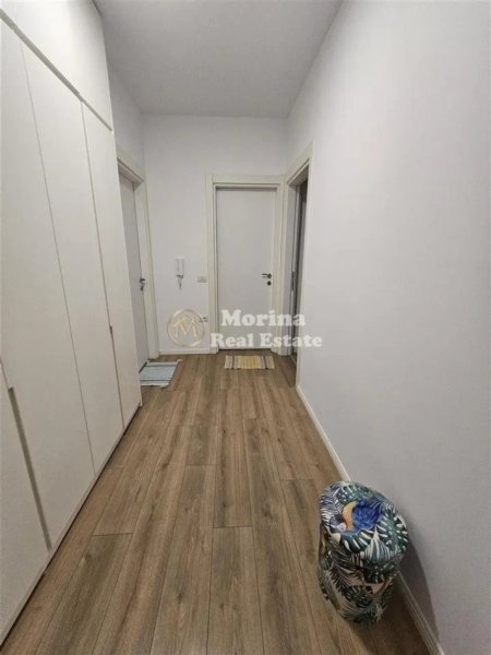 Tirane, jepet me qera apartament 1+1 Kati 8, 60 m² 550 € (Laprake)