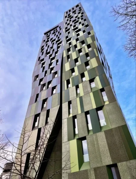 Tirane, jepet me qera zyre , 370 m² 12.210 € (QENDER)