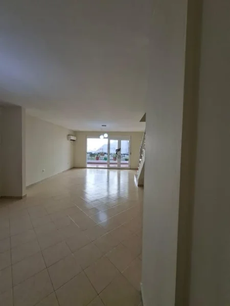 Tirane, shitet apartament duplex Dublex Kati 2, 160 m² 280.000 € (KODRA E DIELLIT)