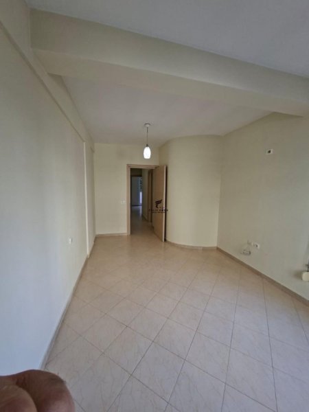 Tirane, shitet apartament duplex Dublex Kati 2, 160 m² 280.000 € (KODRA E DIELLIT)