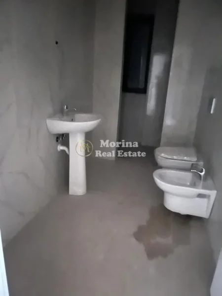 Tirane, jepet me qera apartament 1+1 Kati 1, 70 m² 400 € (Kompleksi Urban Gate)