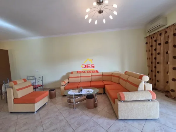 Vlore, jepet me qera Vile 3+1+Ballkon Kati 2, 140 m² 500 € (Kuzum Baba)