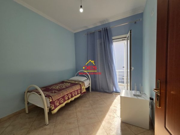 Vlore, jepet me qera Vile 3+1+Ballkon Kati 2, 140 m² 500 € (Kuzum Baba)
