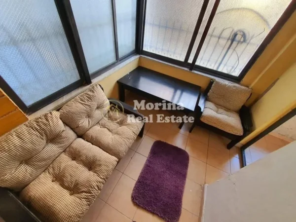 Tirane, shitet apartament 2+1 Kati 1, 75 m² 140.000 € (Rruga Shhyqyri Islami)