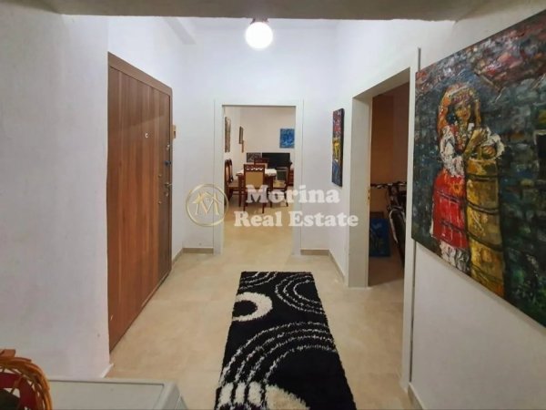 Tirane, shitet apartament 2+1 Kati 1, 75 m² 140.000 € (Rruga Shhyqyri Islami)