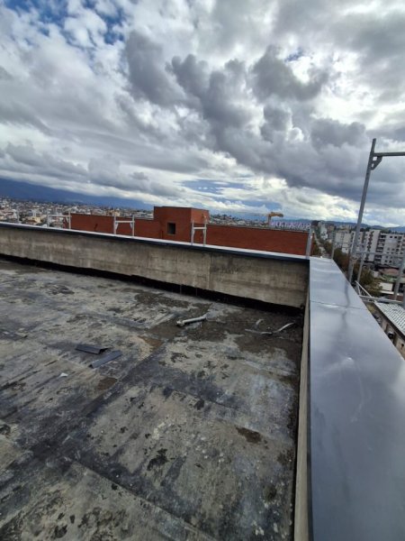 Tirane, ofroj Kapele OXHAKU , Kapuca PARAPETI