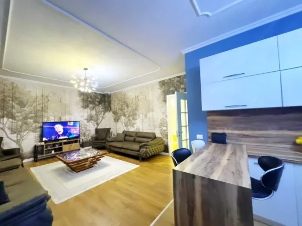 Tirane, shitet 2+1 , 124 m² 