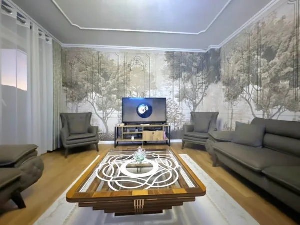 Tirane, shitet 2+1 , 124 m² 