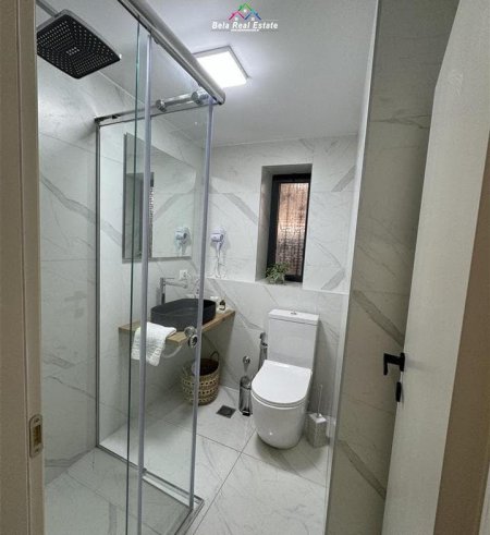 Tirane, jepet me qera Vile 2+1 Kati 3, 80 m² 750 € (Rruga Ali Visha)