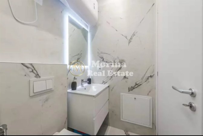 Tirane, jepet me qera apartament 1+1 Kati 2, 64 m² 700 € (Rruga Myslym Shyri)