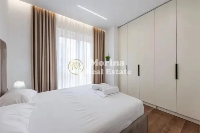 Tirane, jepet me qera apartament 1+1 Kati 2, 64 m² 700 € (Rruga Myslym Shyri)