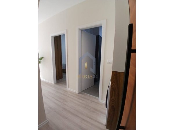 Tirane, jepet me qera apartament 2+1 Kati 4, 71 m² 1.000 € (Rruga “Don Bosko”)