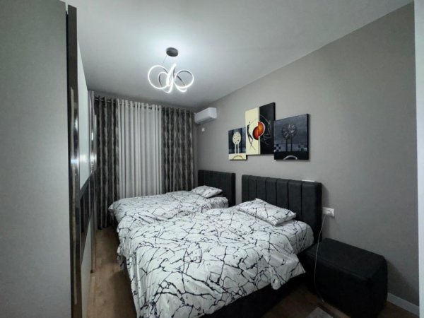 Tirane, jepet me qera apartament 1+1+Ballkon Kati 6, 64 m² 500 € (Kompleksi Molla)