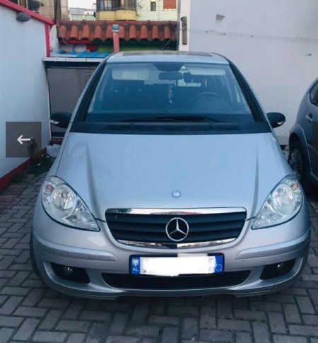 Elbasan, shes makine Mercedes Benz Nafte, gri metalizato manuale Kondicioner 200 km 2.499 €