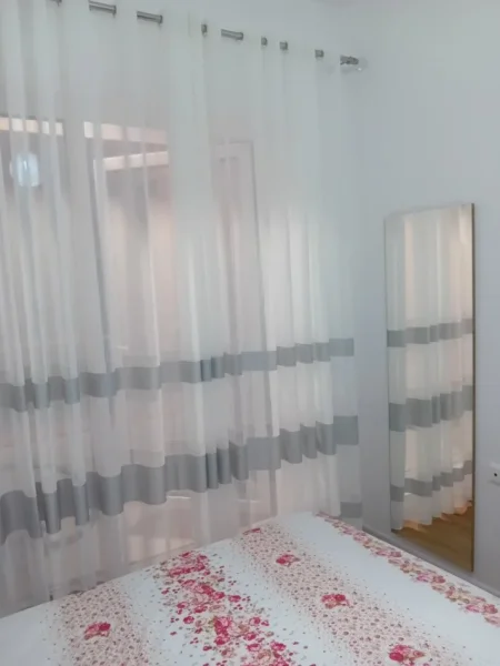 Tirane, jepet me qera apartament 1+1 Kati 7, 1 m² 450 €