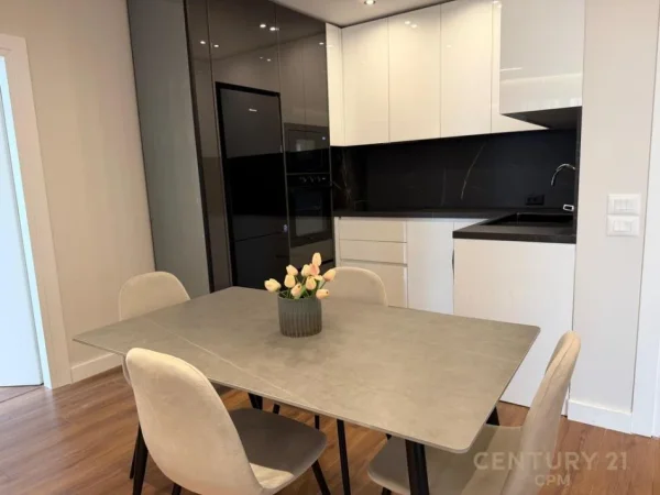 Tirane, jepet me qera apartament 2+1 Kati 8, 81 m² 1.200 € (Hoxha tahsim)