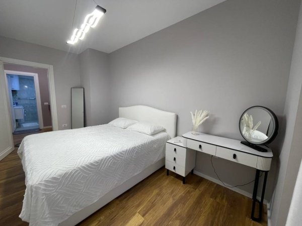 Tirane, shes apartament 1+1 Kati 2, 66 m² 230.000 € (Liqeni Tirane)