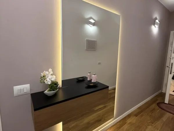 Tirane, shes apartament 1+1 Kati 2, 66 m² 230.000 € (Liqeni Tirane)