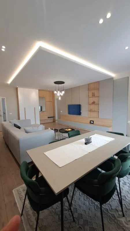 Tirane, jepet me qera apartament 3+1+Aneks+Ballkon Kati 1, 140 m² 1.500 € (Kopshti Botanik)