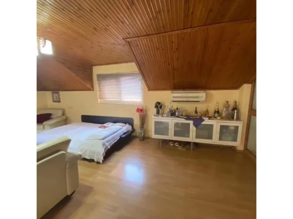 Tirane, jepet me qera apartament Kati 2, 114 m² 550 € (Brryli)