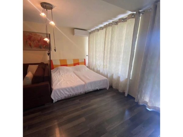 Tirane, jepet me qera apartament Kati 2, 114 m² 550 € (Brryli)