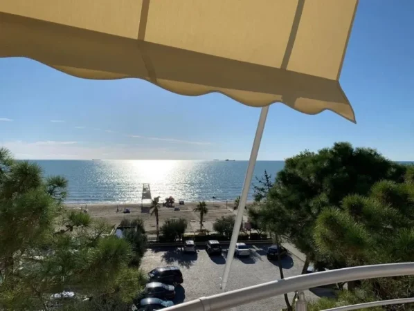 Durres Plazh, shes apartament 1+1+Aneks+Ballkon Kati 4, 56 m² 150.000 € (Vija e pare e plazhit, me pamje nga deti, Shkembi i Kavajes)