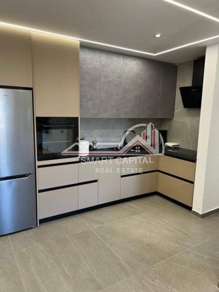 Vlore, jap me qera apartament 1+1+Ballkon Kati 4, 87 m² 400 € 