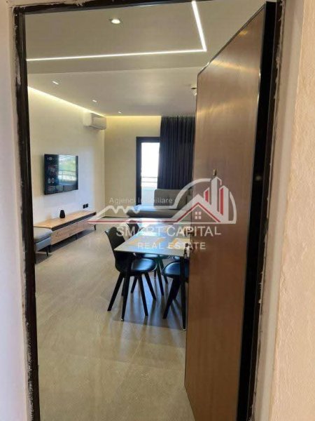 Vlore, jap me qera apartament 1+1+Ballkon Kati 4, 87 m² 400 € 