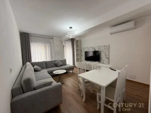 Tirane, jepet me qera apartament 2+1 Kati 1, 82 m² 700 € (Kodra e Diellit)